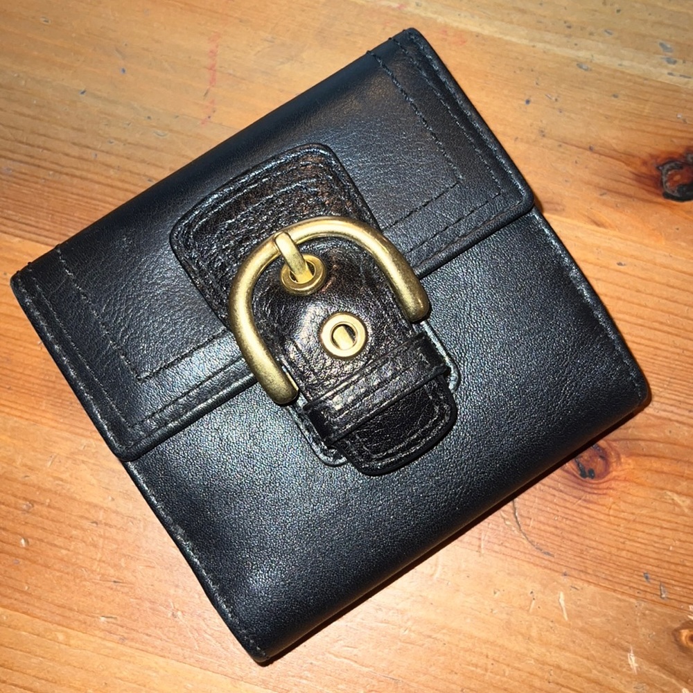 Coach wallet black. Euc. Make a reasonable offer.